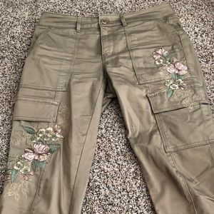 Floral embroidered cargo pants
